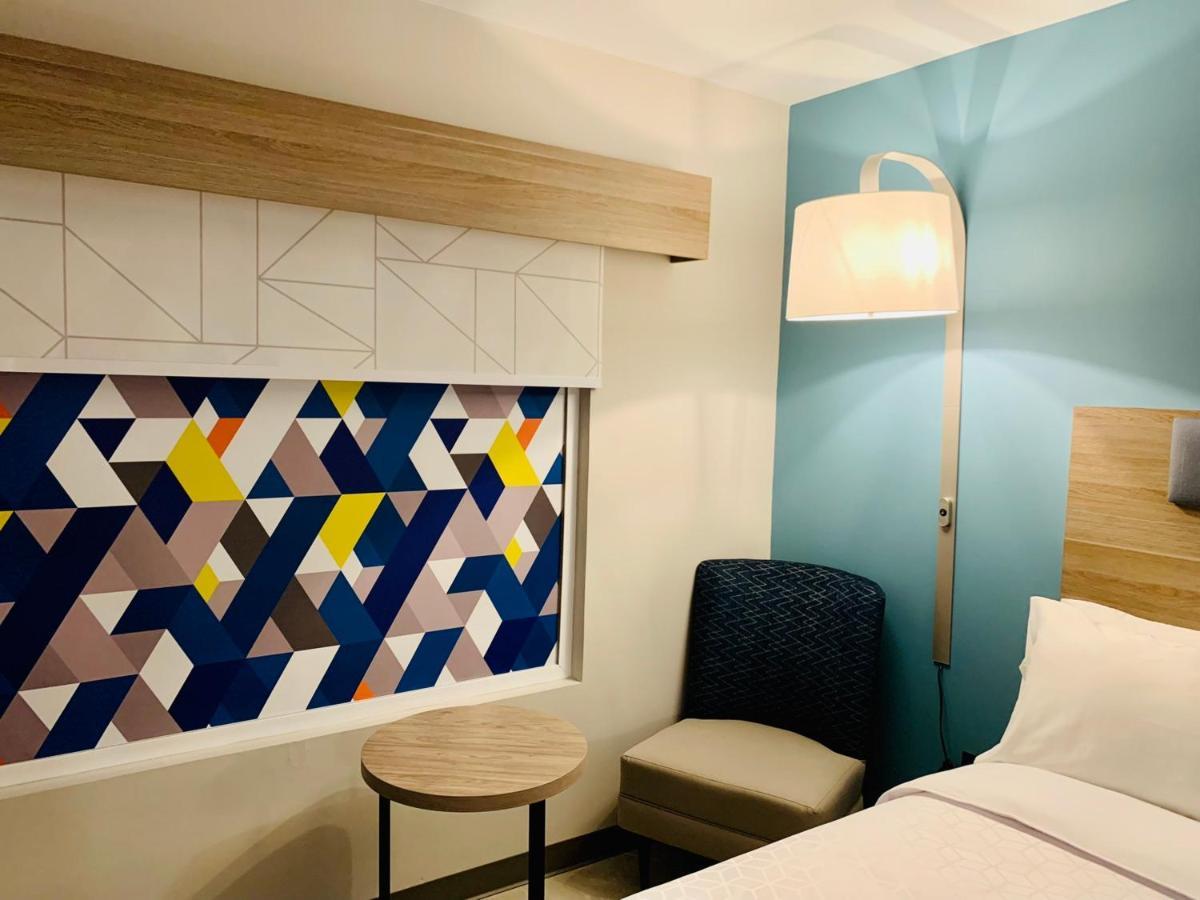 Holiday Inn Express - Guadalajara Vallarta Poniente By Ihg Zapopan Exteriör bild